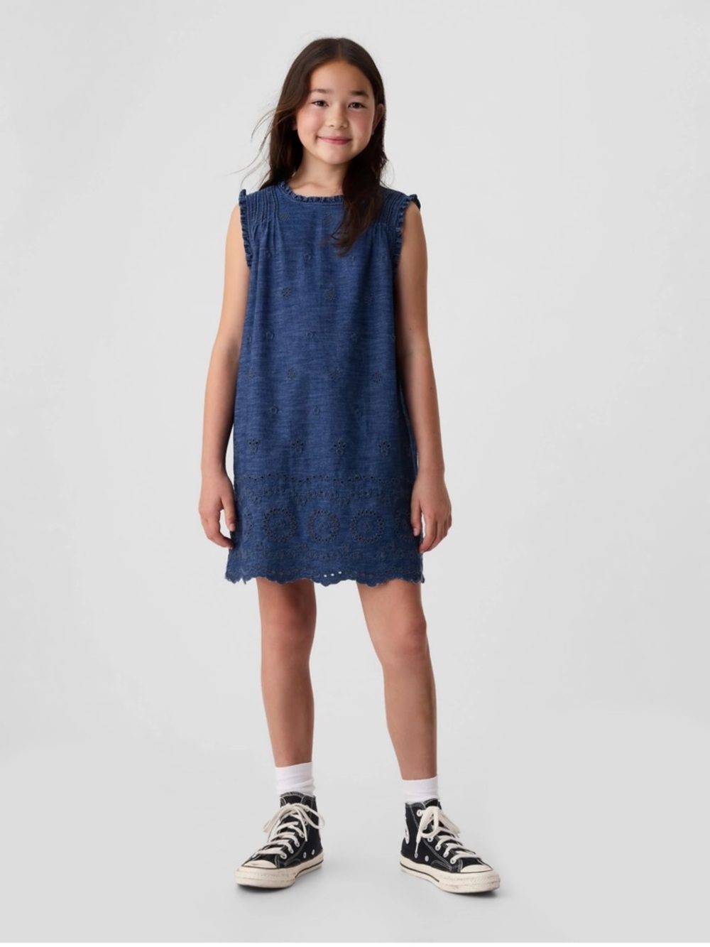 GAP x DÔEN Blue Eyelet Denim Dress kids size medium